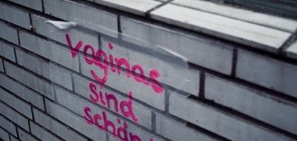 schön.